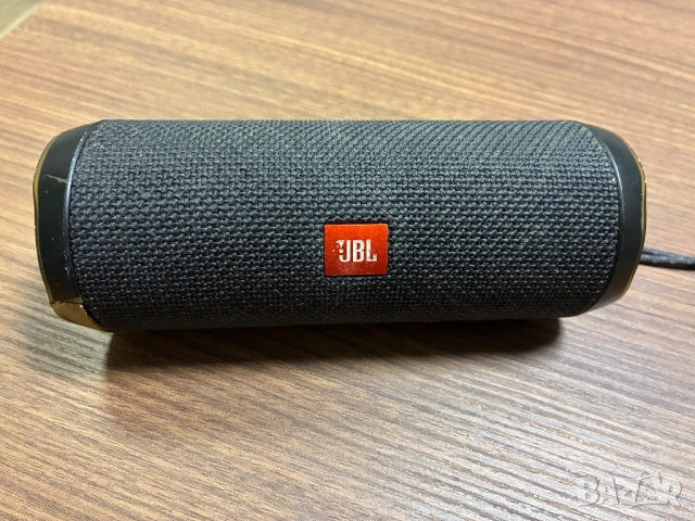 JBL Flip 4 - за части