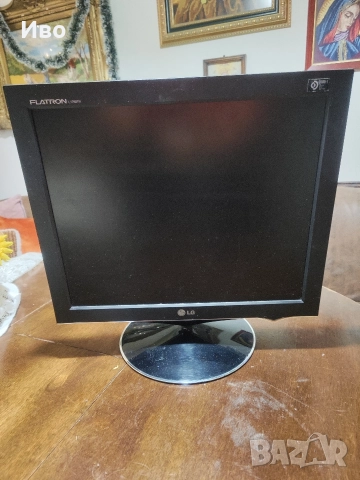 Монитор LG L1760TQ