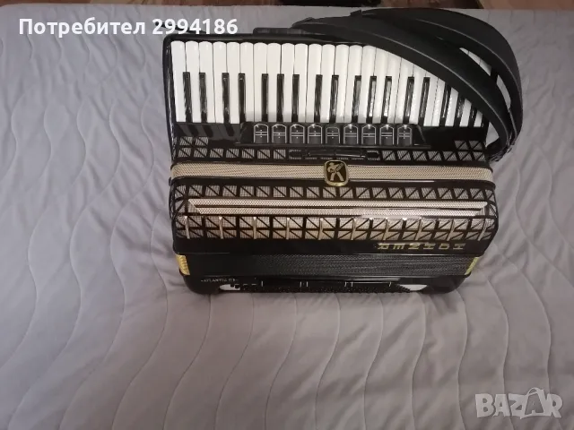 Акордеон Hohner Atlantic III 120 баса, снимка 1 - Акордеони - 47184754