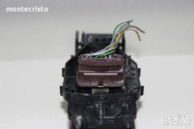 Дясна платка стоп Citroen Berlingo (1996-2008г.) десен ламподържач / 634679 Берлинго, снимка 3 - Части - 52286125