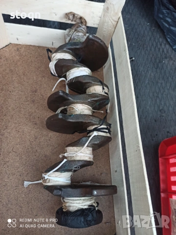 Глава с дюзи и колянов вал Renault/Dacia 1.5Dci, снимка 3 - Части - 53377299