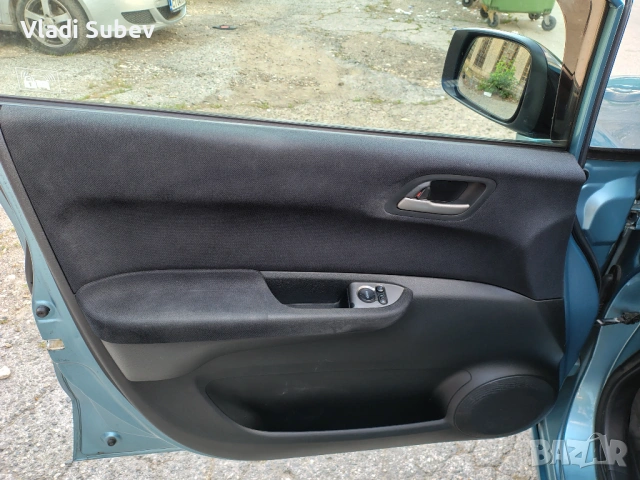 Продавам honda fr-v 2.2  , снимка 9 - Автомобили и джипове - 53296187