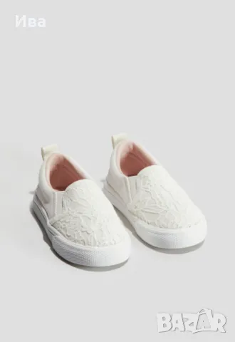 Детски обувки с дантела slip on H&M 23 номер, снимка 1 - Детски обувки - 48536639