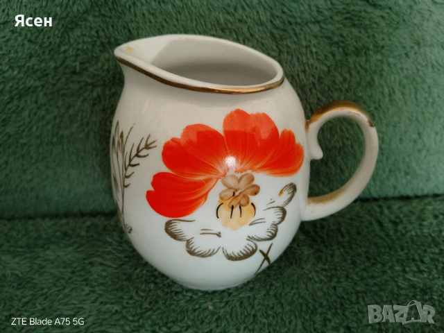 Руска порцеланова каничка за мляко.Маркировка.