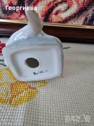 Порцеланова фигура Момиченце с коте, снимка 4 - Декорация за дома - 50201333