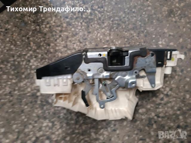 предна лява шофьорска брава Door lock A 221 720 2335 , w221 mercedes ,мерцедес , a2217202335, снимка 4 - Части - 51317967