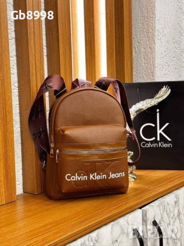 Дамска раница Calvin Klein , снимка 13 - Раници - 44163936