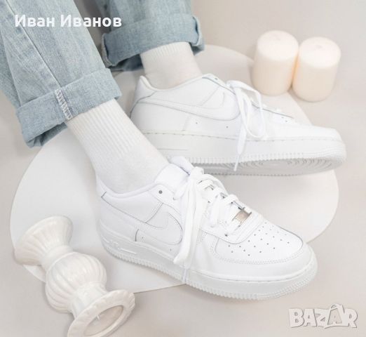 оригинални маратонки  Nike Air Force 1 LE 'Triple White' номер 39,5-40, снимка 4 - Маратонки - 46410726