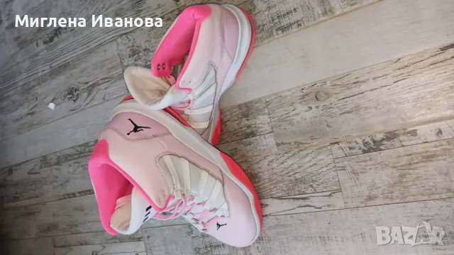 Jordan, снимка 2 - Маратонки - 50105084