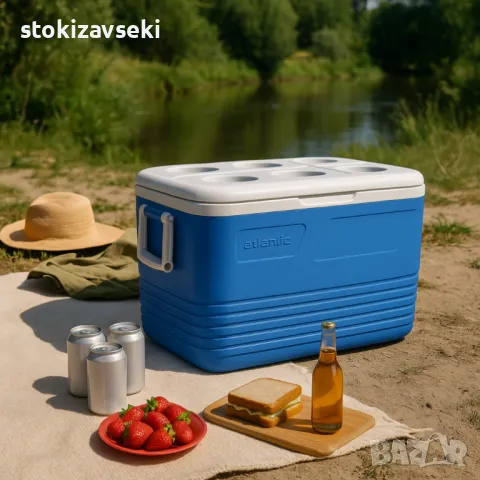 Хладилна кутия Atlantic 60L, пасивна, синя, с поставки за чаши, снимка 1