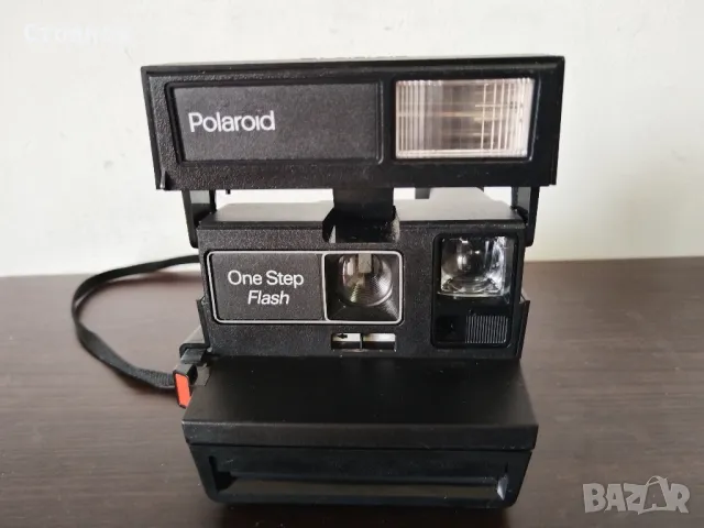 POLAROID One Step Flash Made in UK, снимка 2 - Фотоапарати - 48175201