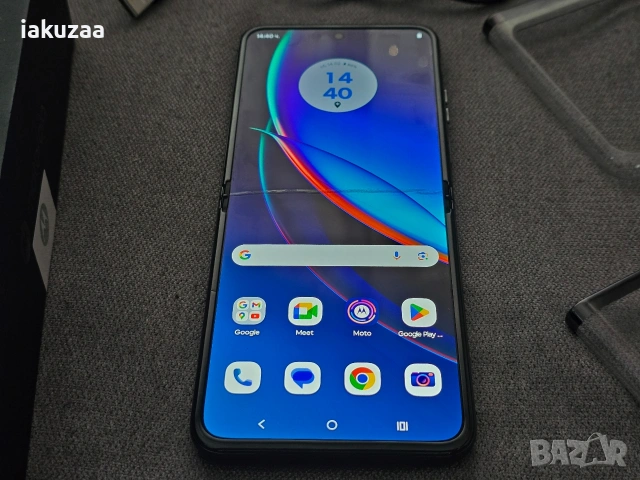 Motorola razr 40 ultra 8gb ram 256gb black, снимка 2 - Motorola - 53475797