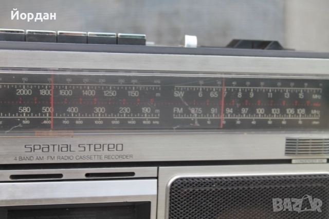 Радиокасетофон ''Philips 584'', снимка 4 - Радиокасетофони, транзистори - 52238117