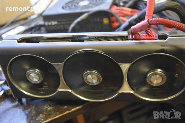 Видео карта XFX Radeon RX 5700 XT THICC III Ultra, 8GB GDDR6, 256-bit, снимка 5 - Видеокарти - 53709824