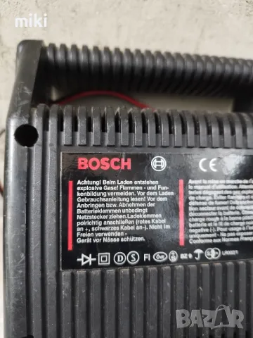 Зарядно за акумолатори BOSCH , снимка 2 - Аксесоари и консумативи - 47658603