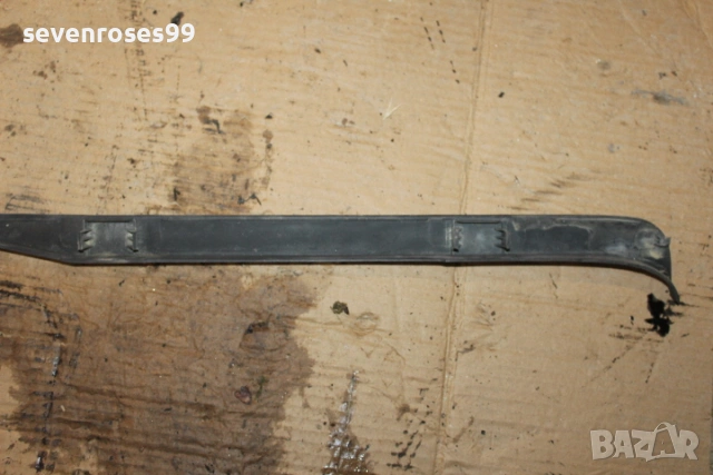 Лайсна багажник Фолксваген Голф 3 комби 1998 VW Golf 3, снимка 6 - Части - 53489489