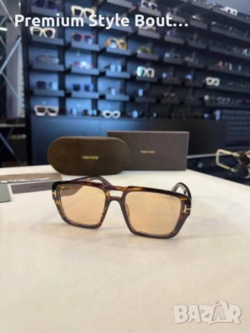 Очила  висок клас калъф на марката кутия сертификат  кърпичка tom ford Gucci , снимка 17 - Слънчеви и диоптрични очила - 53857840