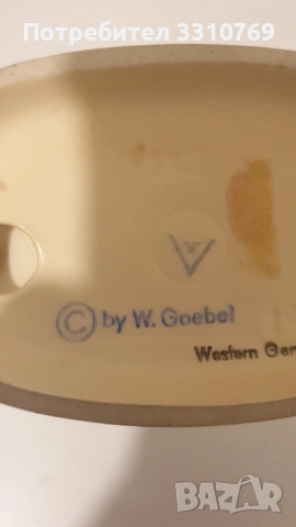 Рядка находка-статуетка от Хуммел. , снимка 3 - Статуетки - 52566629