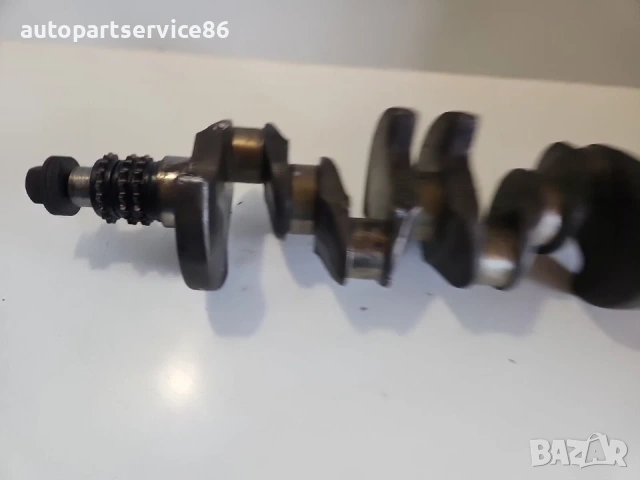 Колянов вал за Mercedes OR, VW LT, Sprinter 314 2.3 бензин 11122, снимка 2 - Части - 53862473