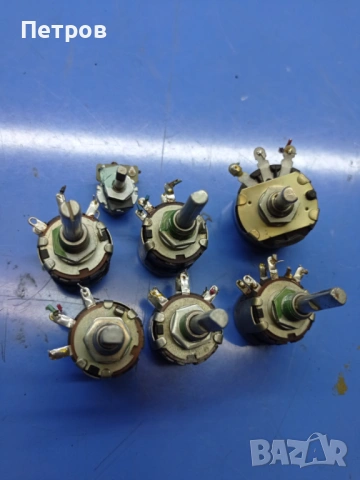 Потенциометър стерео логаритмичен 100к, 33к, 47к от акорд 201 стерео и ВЕФ 206