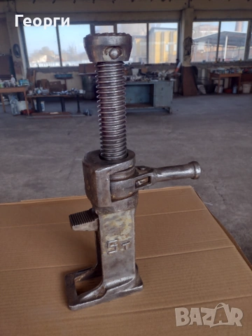 Винтов крик - 5 т, снимка 4 - Други машини и части - 53905182