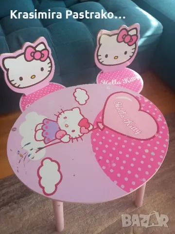 Детска маса с 2 стола Hello Kitty, снимка 1 - Други - 47102166