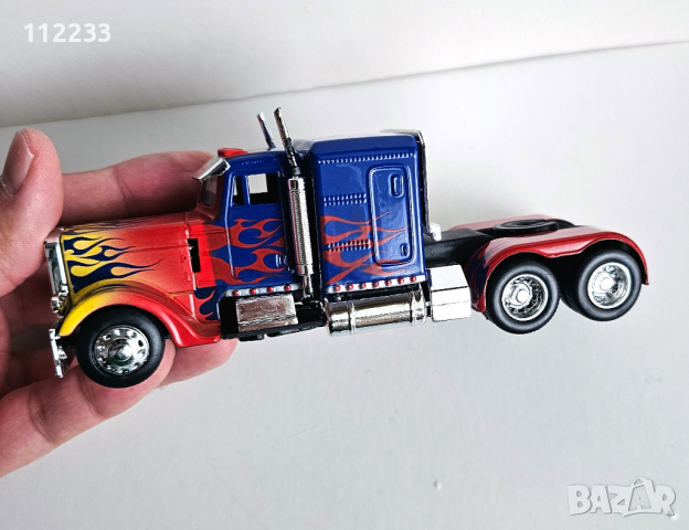 Метален камион Transformers T1 Optimus Prime 1:32, снимка 8 - Коли, камиони, мотори, писти - 44956202