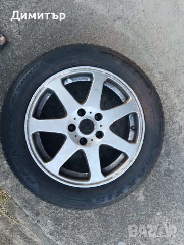 Продавам 4 лети джанти 16 цола със зимни гуми