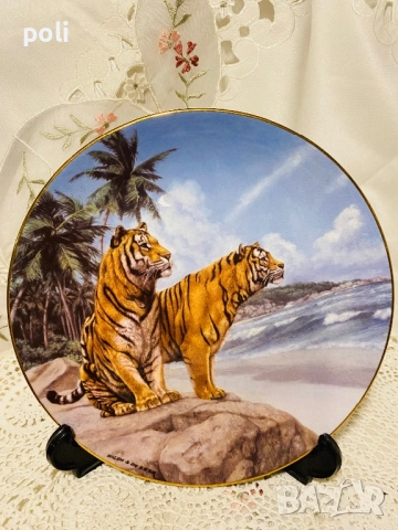 порцеланова чиния за стена , снимка 1