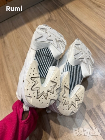 Оригинални кожени маратонки Reebok Instapump Fury 94 ! 40,5 н, снимка 10 - Маратонки - 50823056