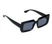 Дамски слънчеви очила черна пластмасова квадратна рамка  тъмни стъкла, снимка 1 - Слънчеви и диоптрични очила - 45975329