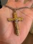 Двуцветен позлатен кръст разпятие с верижка, снимка 1 - Колиета, медальони, синджири - 45911952