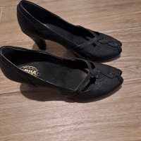 Нови дамски обувки естествена кожа, снимка 1 - Дамски обувки на ток - 45005019