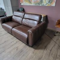Кафяв кожен диван тройка Vita с електрически релаксиращ механизъм, снимка 4 - Дивани и мека мебел - 45687560
