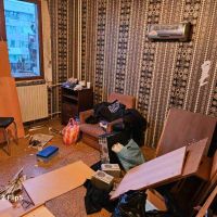 Почистване на Апартаменти Къщи Мазета Тавани Дворове Извозване, снимка 4 - Хамалски услуги - 45223400