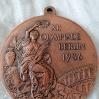 медал Берлин 1936, снимка 2 - Антикварни и старинни предмети - 45356660