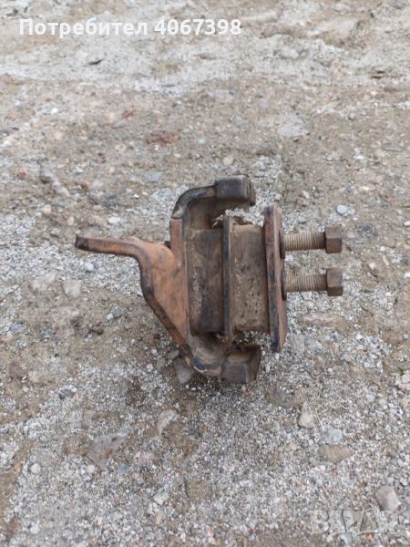 Тампон десен за двигател на Опел Фронтера Б, снимка 1