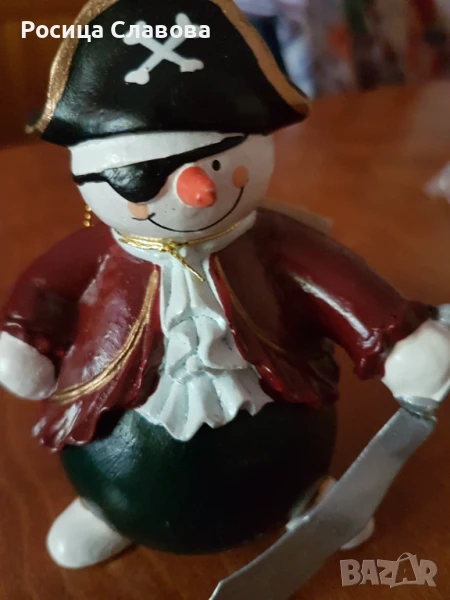 Гипсова фигурка- пират, снимка 1