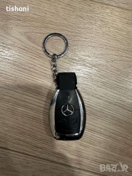 запалка Mercedes, снимка 1