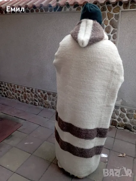 Автентичен Ямурлук + подарък Калпак , снимка 1