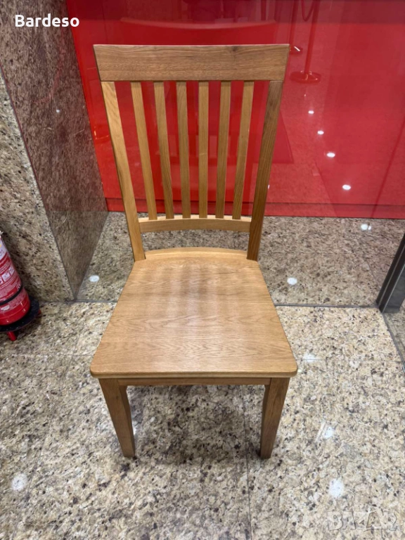 Продавам столове от масивна дъбова дървесина - 80 бр. , снимка 1