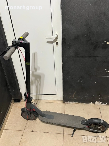 Електеическа тротинетка Sumker T1 със зарядно, снимка 1