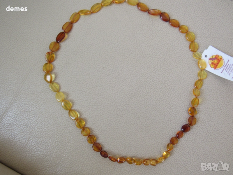 Дамско колие-кръг от първокласен балтийски кехлибар, снимка 1