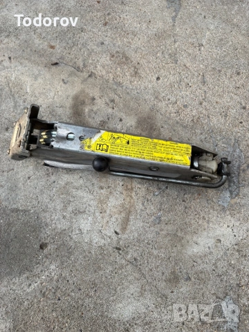 Автомобилен крик за Vw/Audi, снимка 2 - Части - 53393972