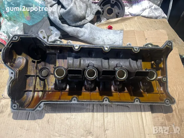 Капак на Клапани Дясна Страна 94810513502 Porsche Cayenne 957 4,8 V8, снимка 5 - Части - 49805323