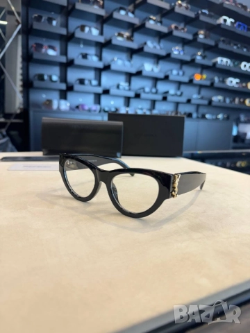 очила с черен обикновен калъф и ув защита burberry , снимка 5 - Слънчеви и диоптрични очила - 51552225