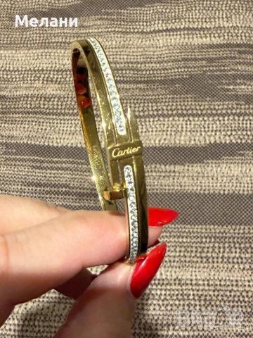 Красиви дамски гривни Cartier, снимка 8 - Гривни - 52949738