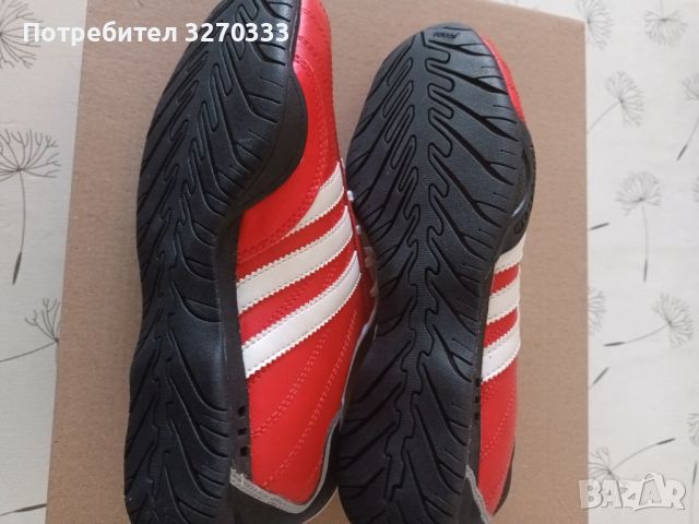 Дамски маратонки Adidas , снимка 4 - Маратонки - 45639089