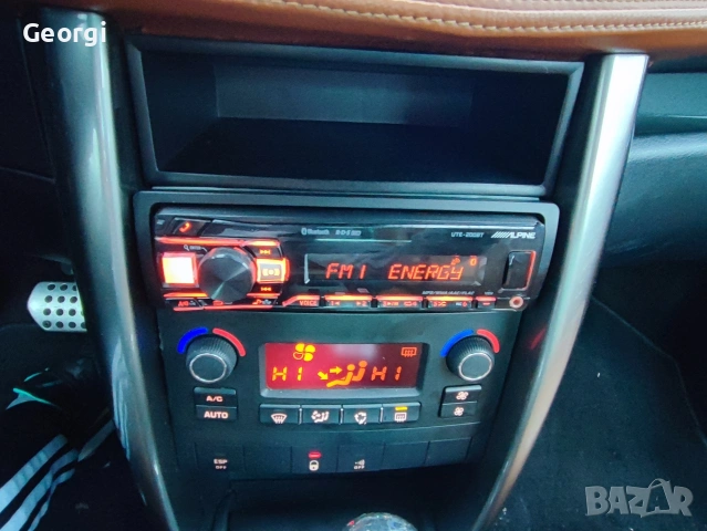 Дигитален приемник за кола Alpine UTE 200BT