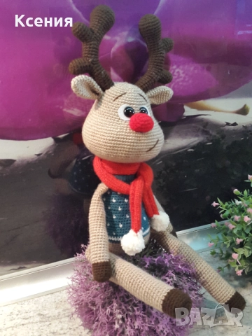 Подарък за Коледа. Елен /Ролли с шал/, Ръчно изработена, Плетена играчка, снимка 5 - Плюшени играчки - 52514645